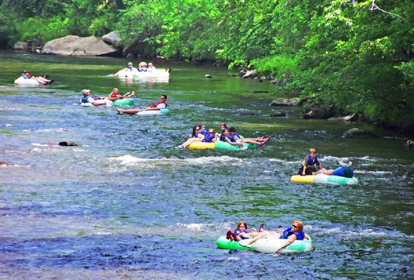 Tubing tours in Asheviulle and Lake Lure