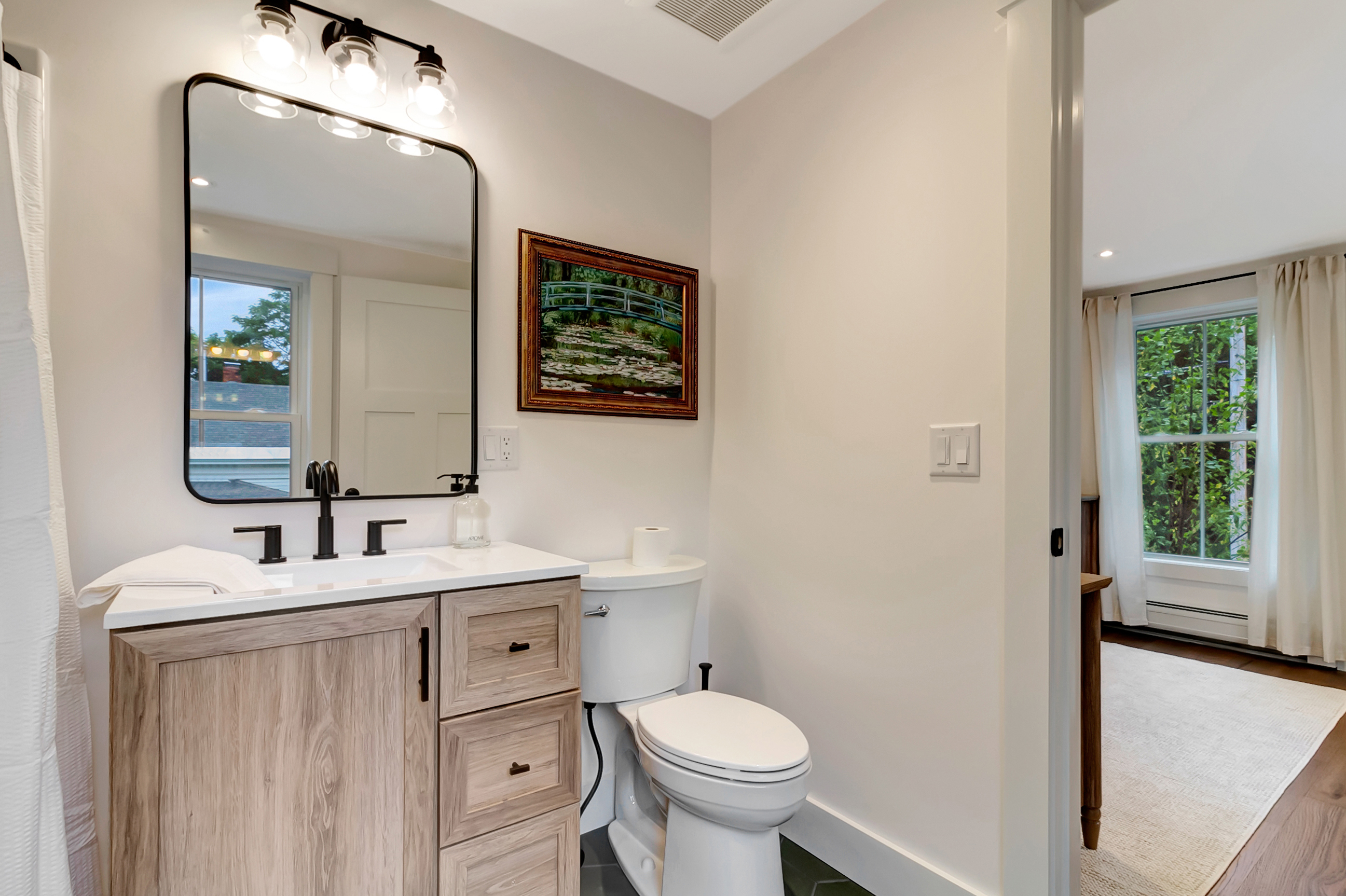 Ensuite Bathroom