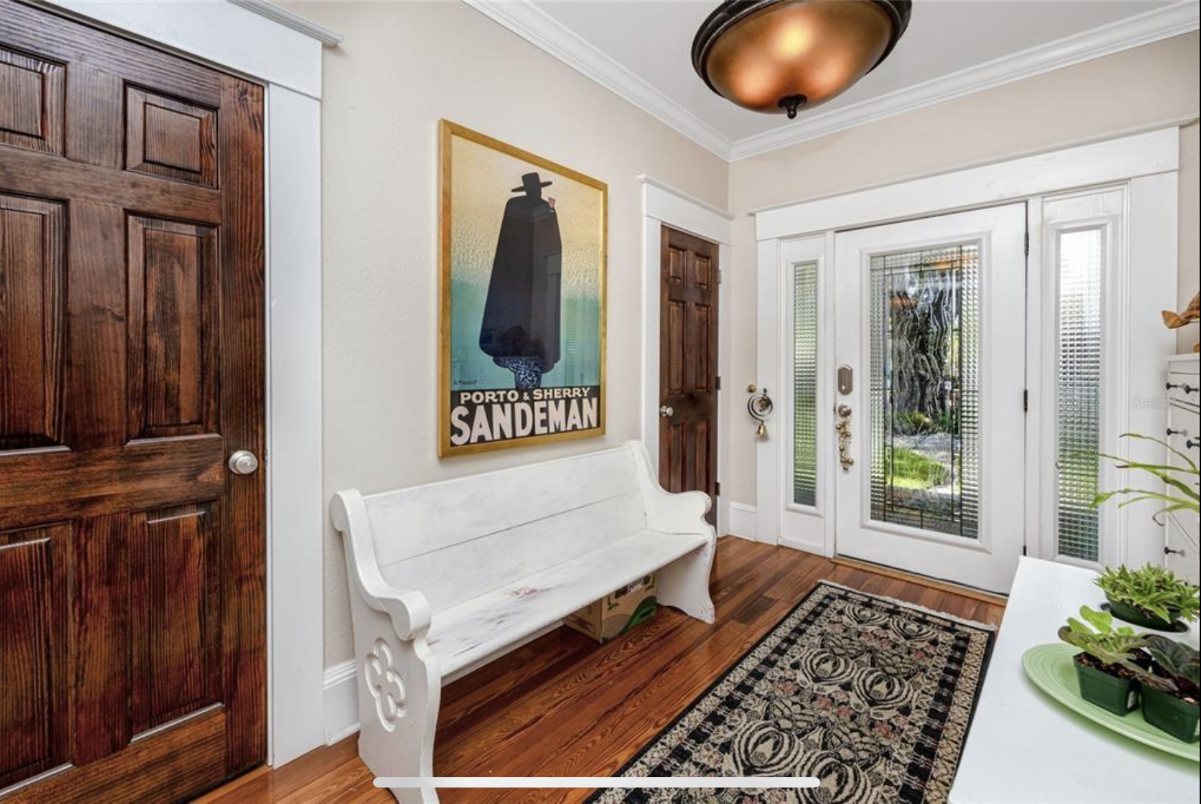 Private Updated Suite in heart of Downtown Dunedin 5