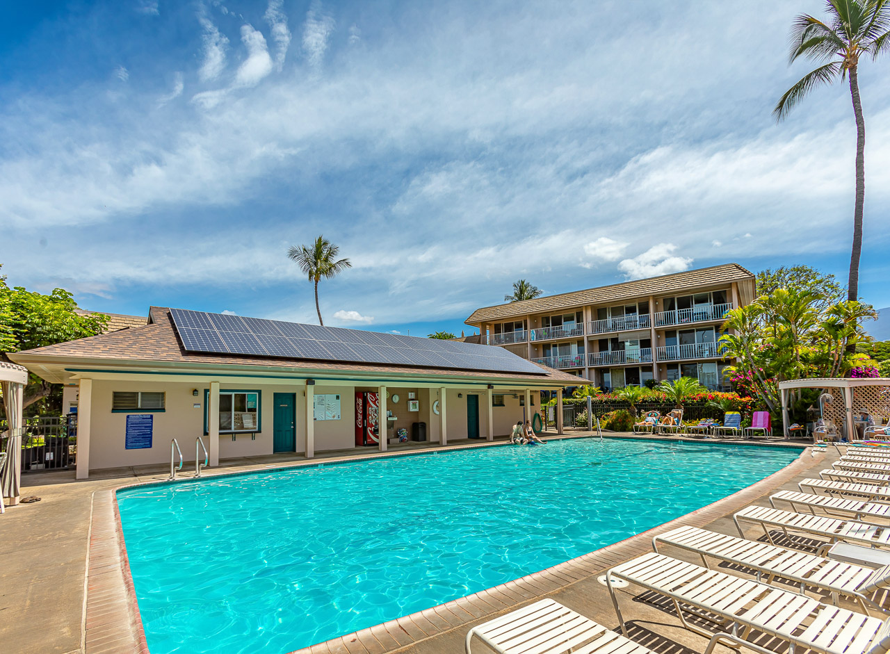 Large Pool with Bathroom Facilities