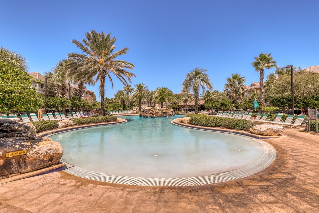 Zero Degree Entry to Pool (ideal for kids)