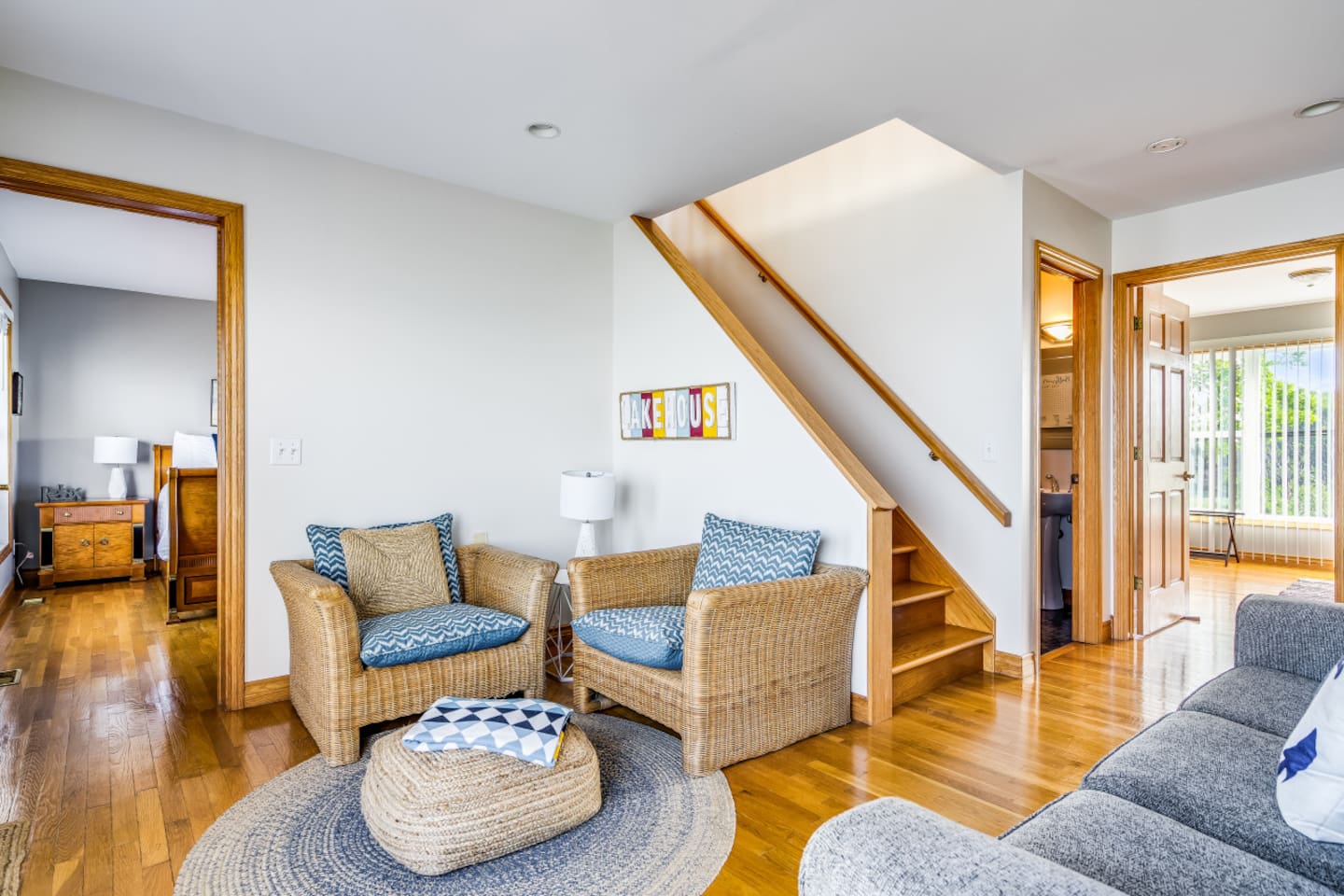 2nd floor Living area