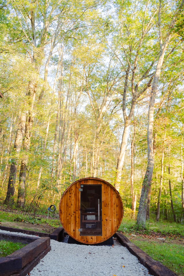 Relax in the "All Heavens Sauna" with stunning views