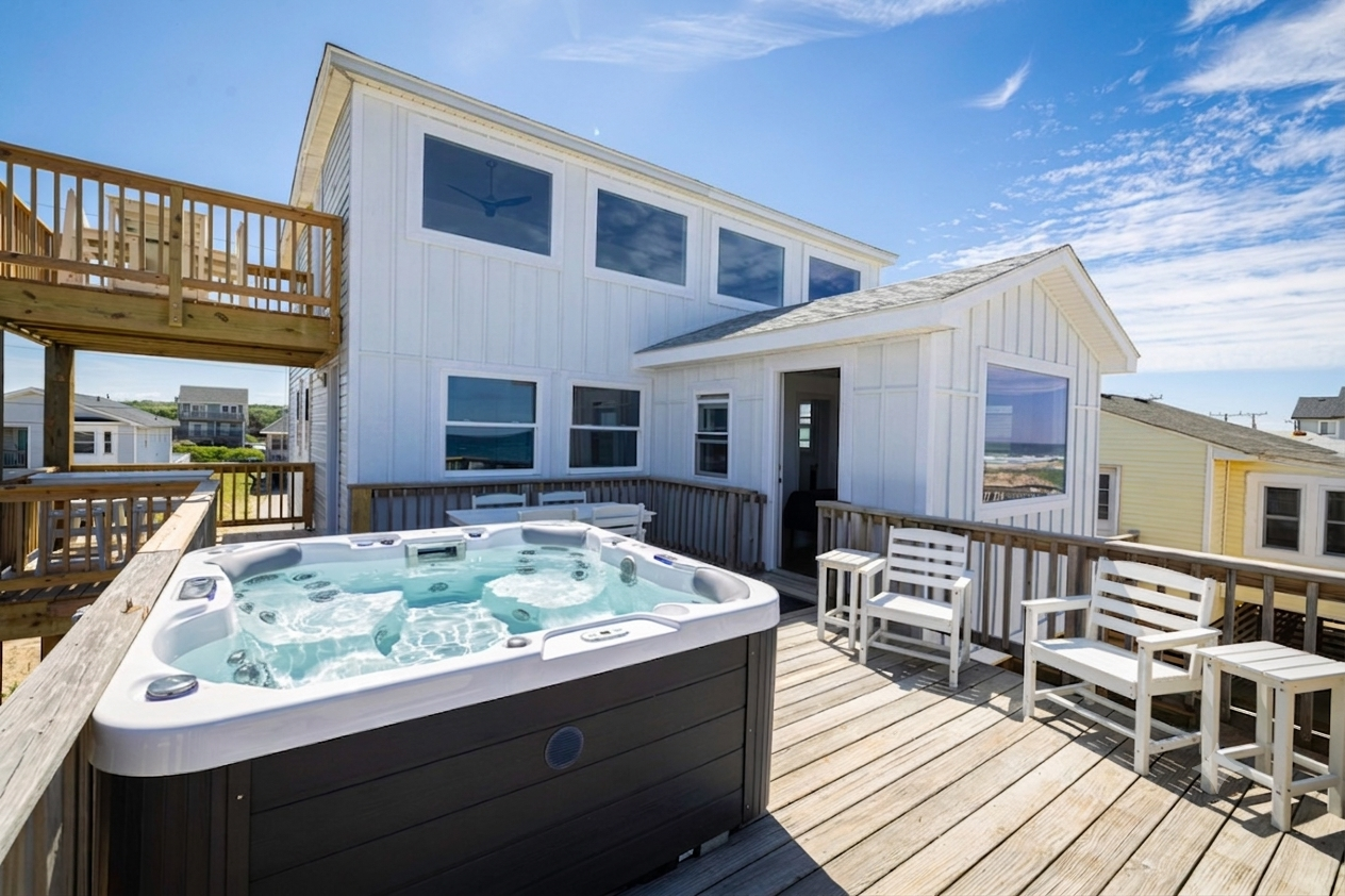 Lower Ocean Deck - Back of House View