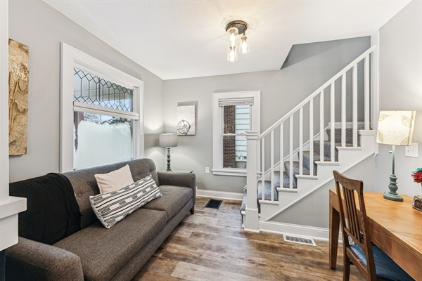 Cozy foyer and office/study space