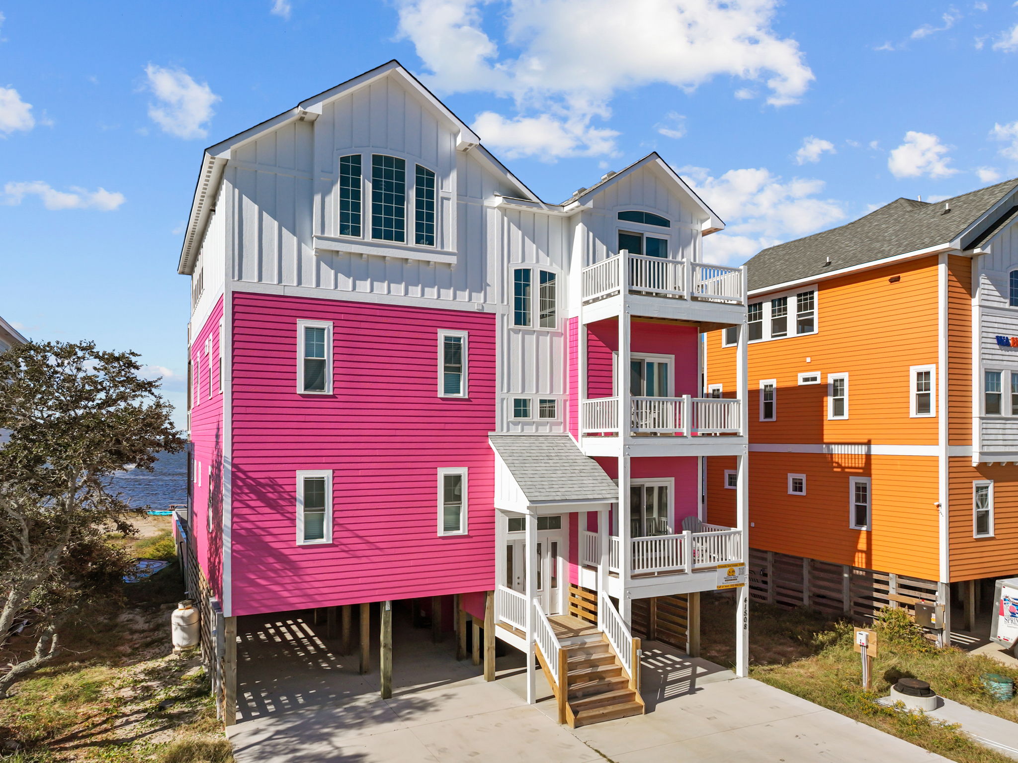 10BR Sound Front Home