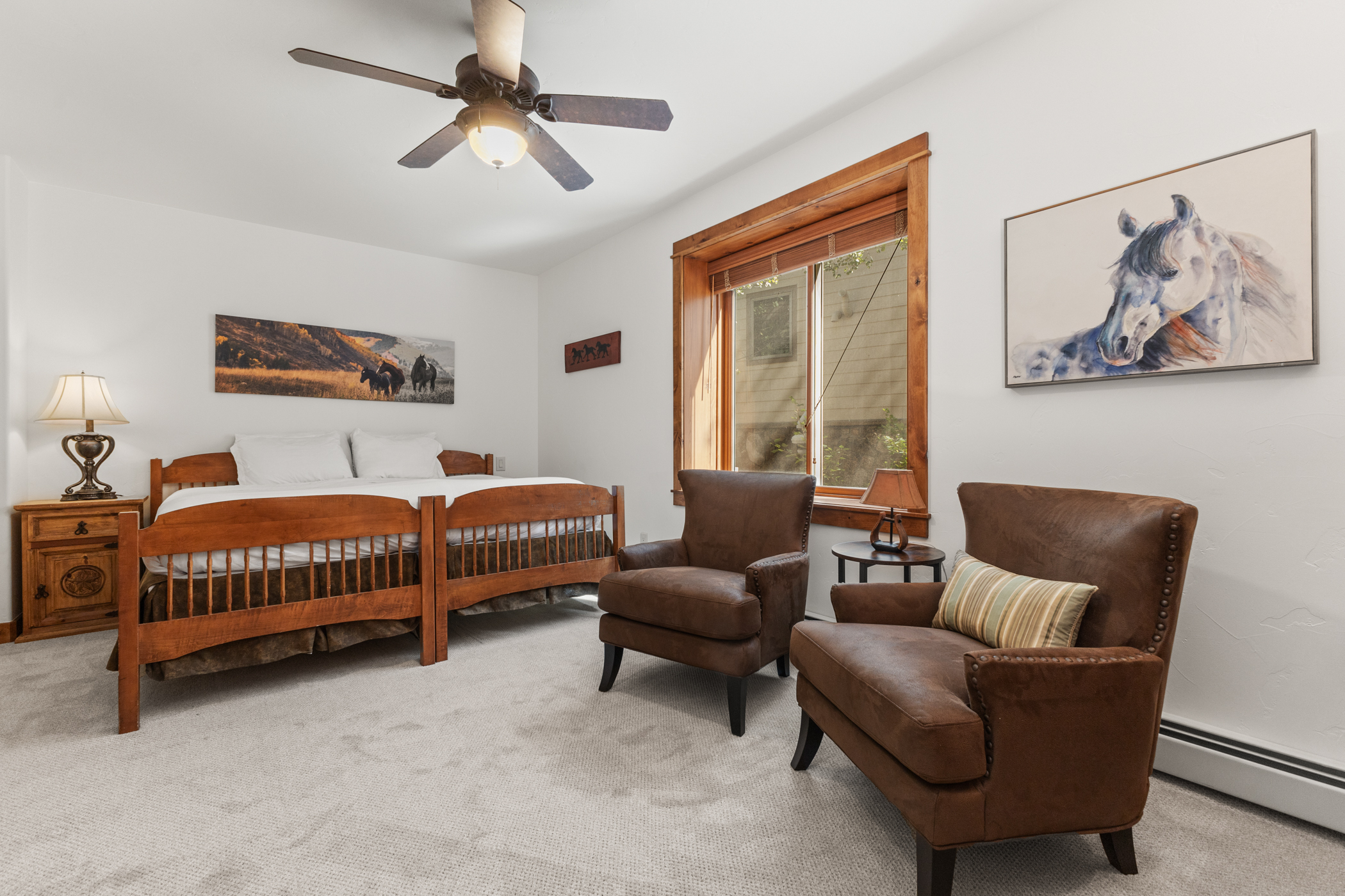 1st Level - Ensuite King or Two Twins Bedroom 4