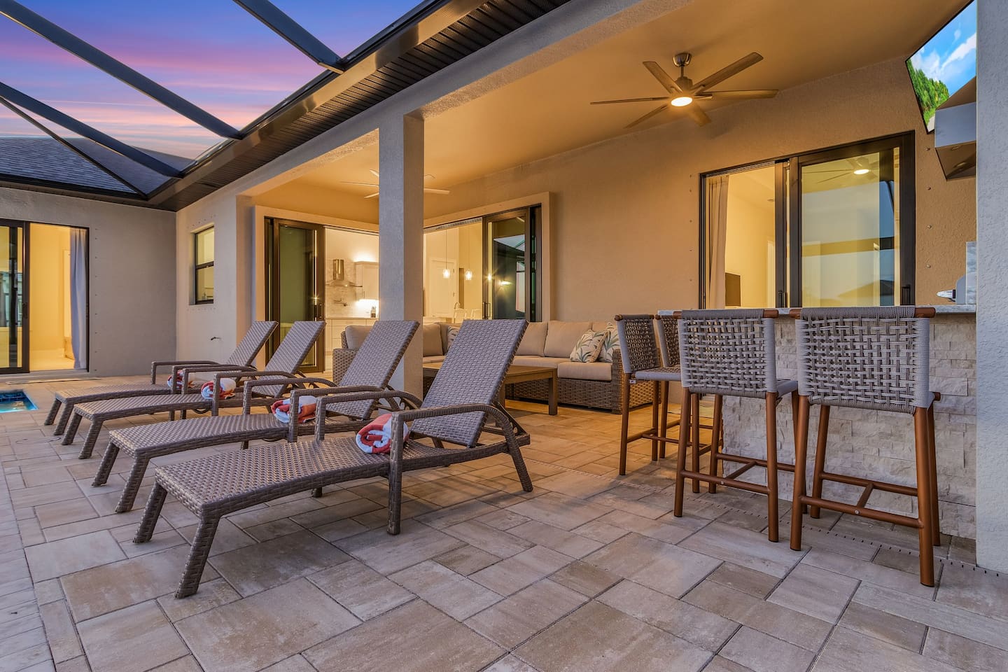 Your outdoor entertainment haven, where sun-soaked days and starlit nights come alive!