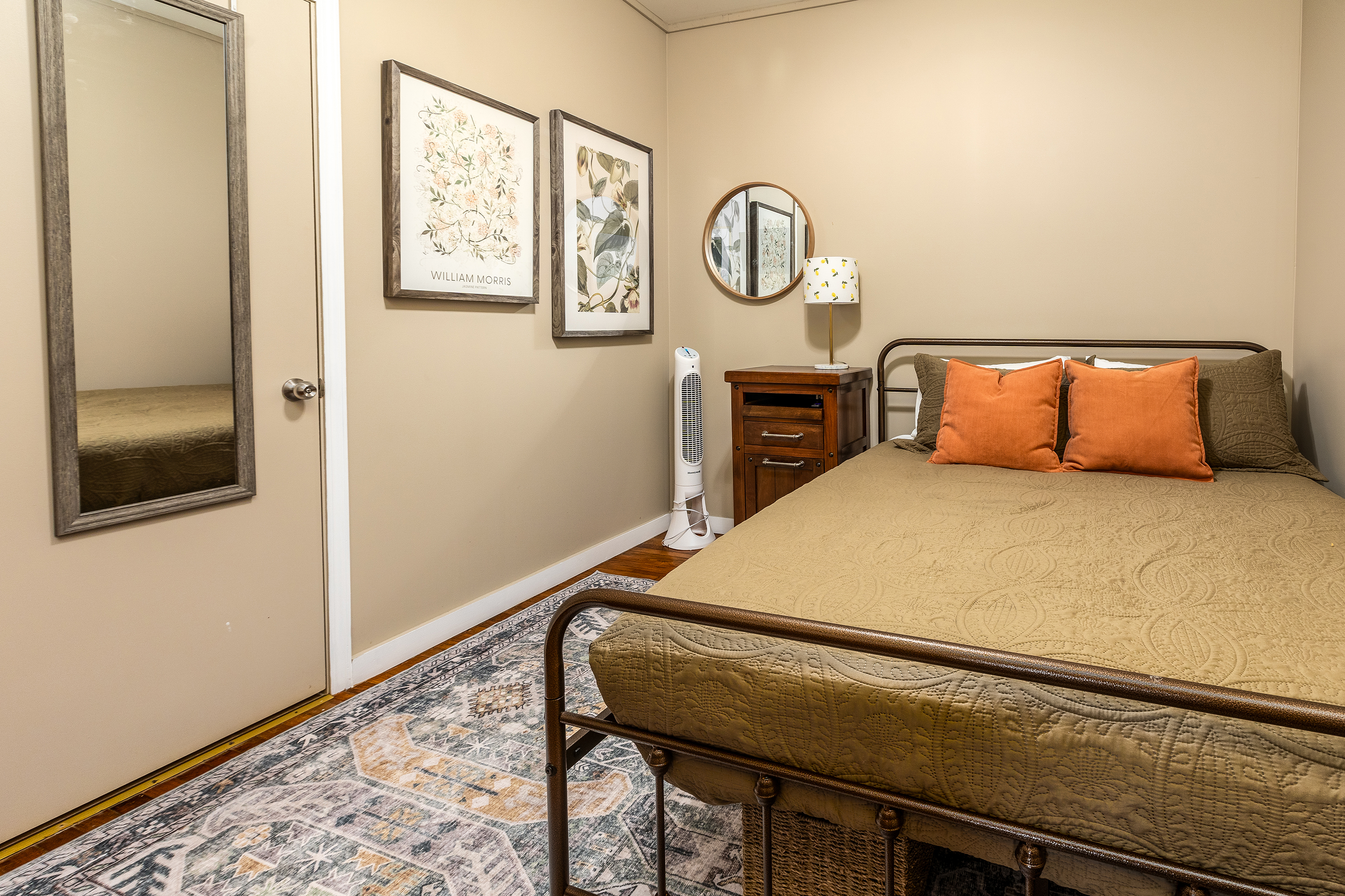 Queen Bed