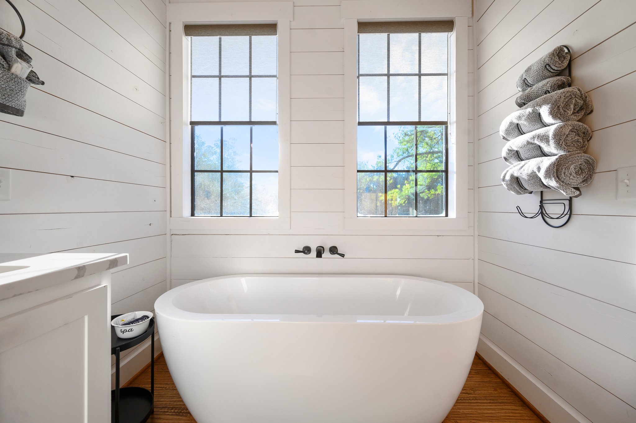 Tub