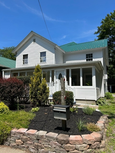 The Luey House on Broadway