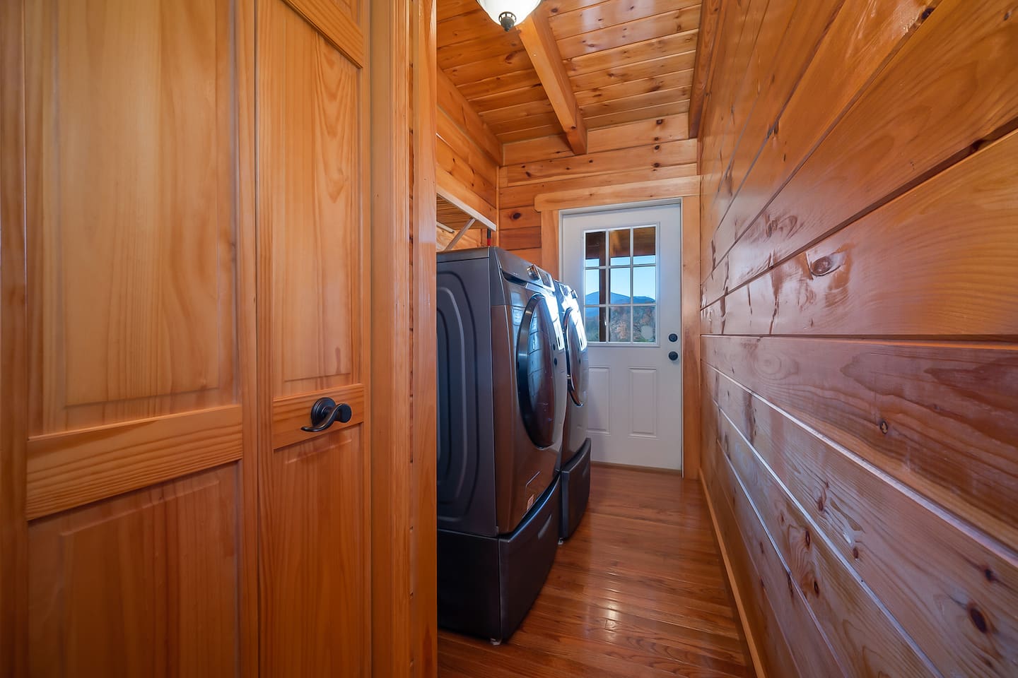 Laundry area on main level of cabin