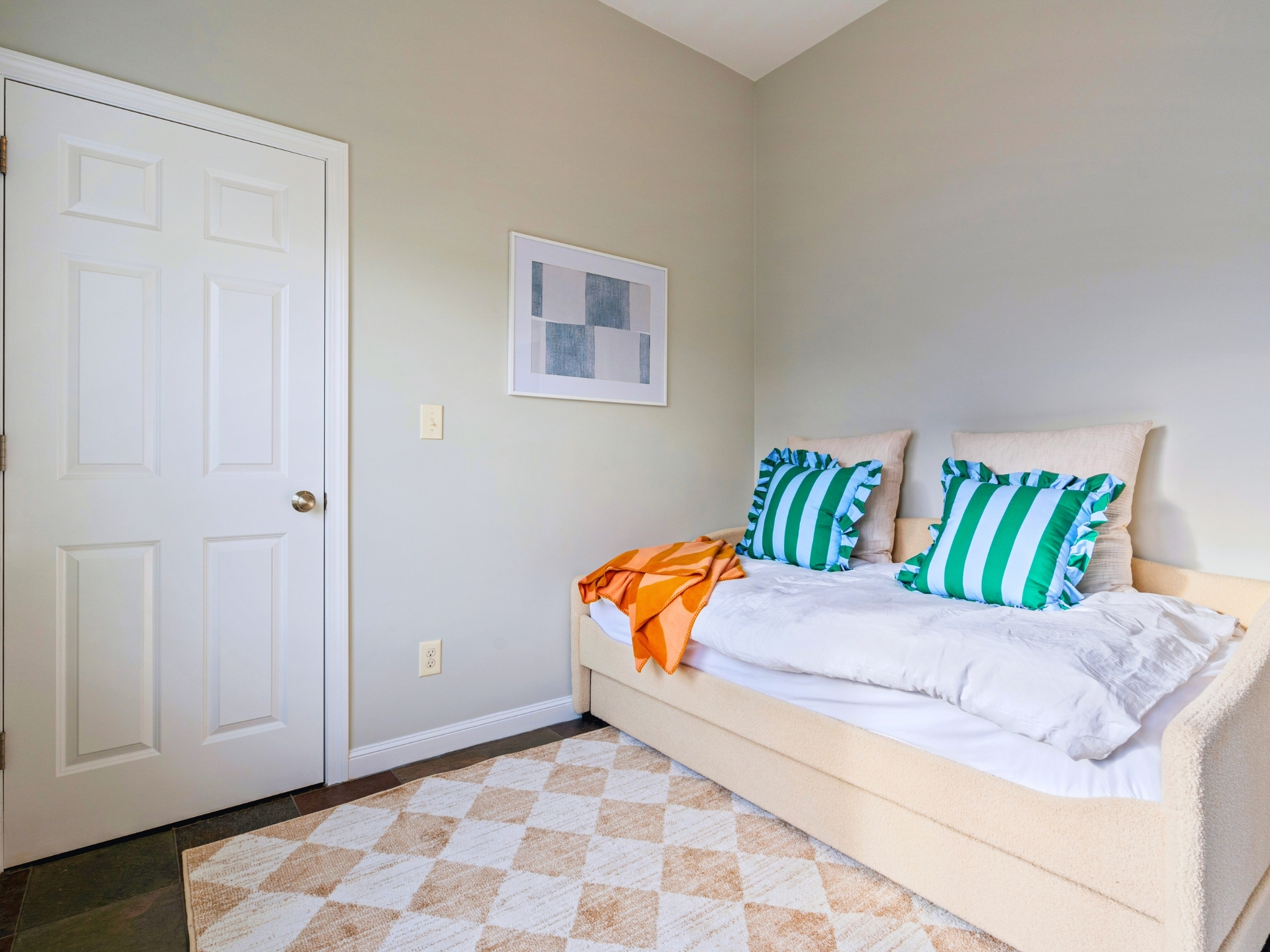A cozy and inviting space, the second bedroom offers the perfect spot to rest and recharge!