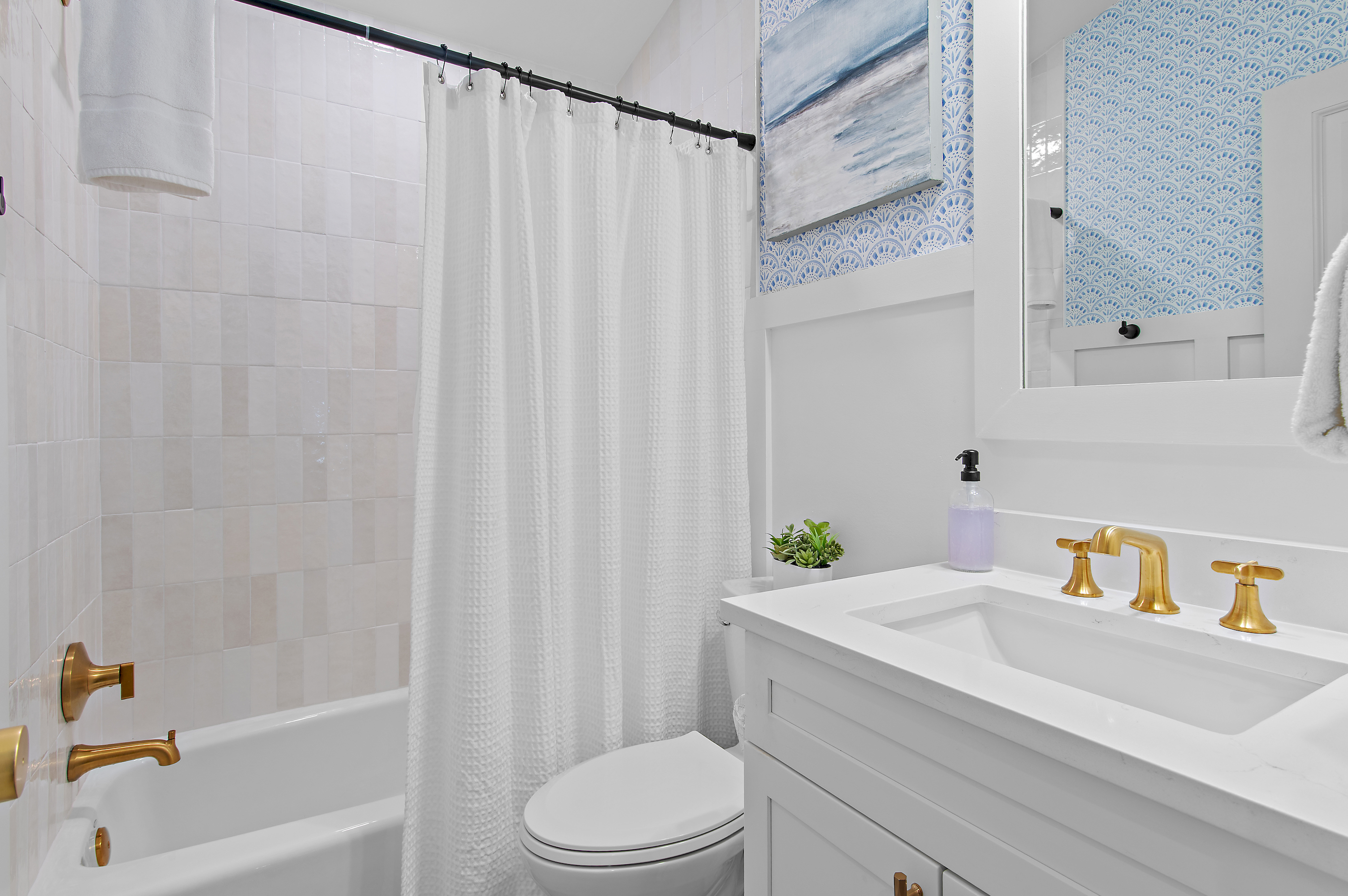Ensuite Bathroom for upstairs Master Bedroom