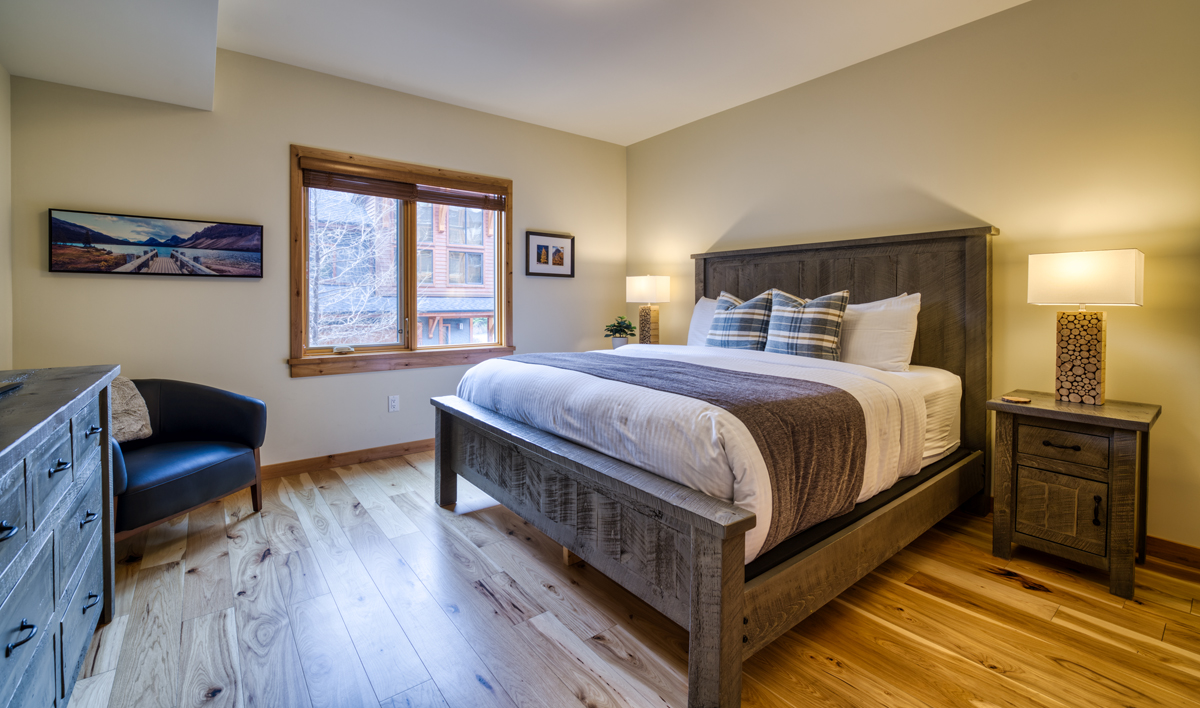 Master Bedroom - King Size Bed