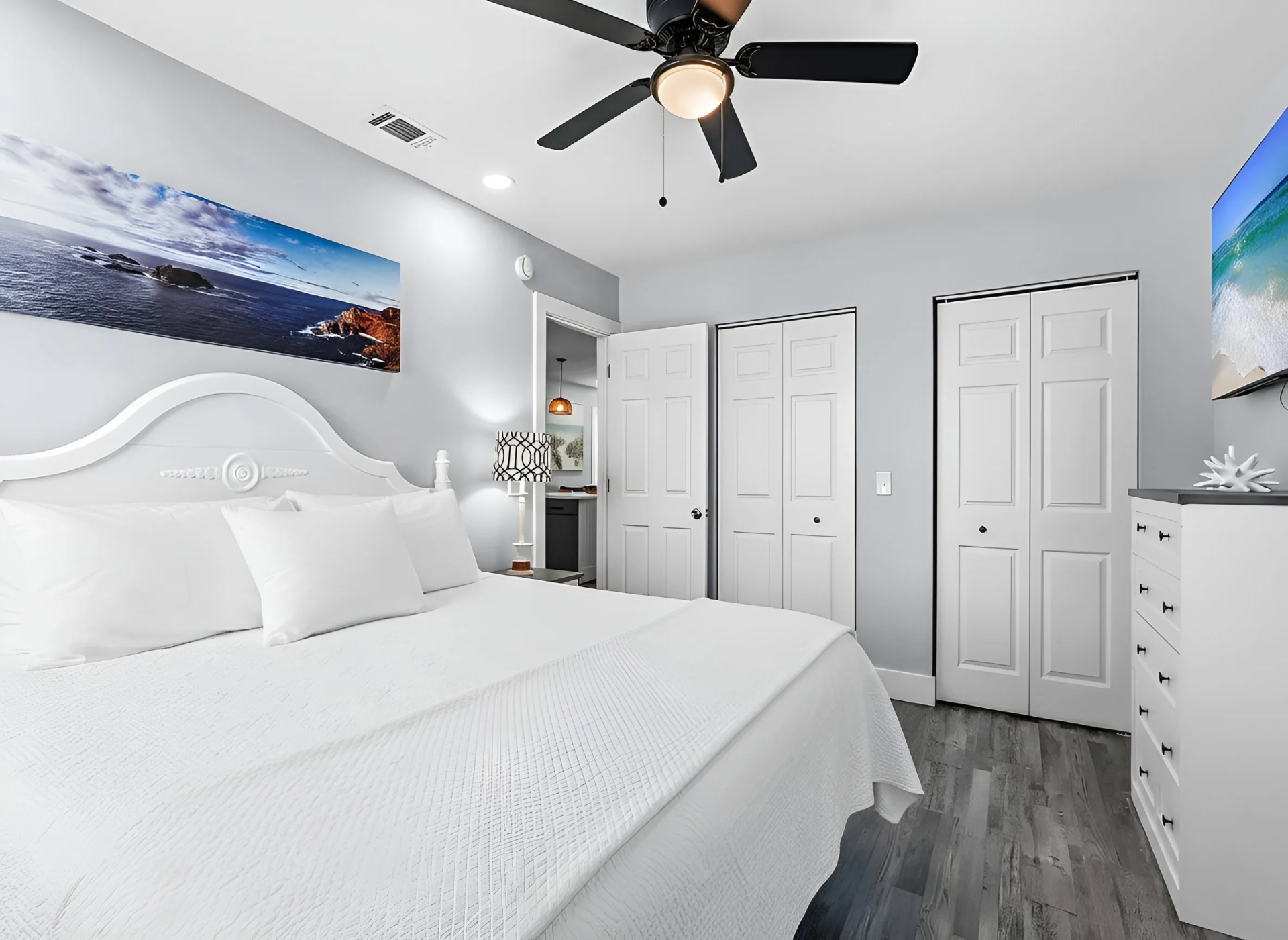 Biltmore Beach Coastal (2nd floor) - 1st bedroom with king bed