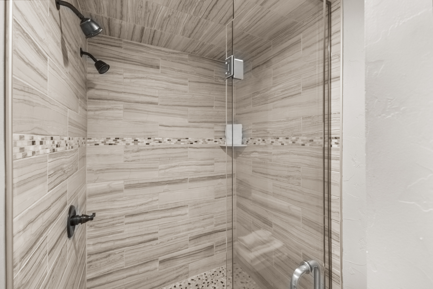 Shared Bathroom #4 | Shower Area | 4th Level