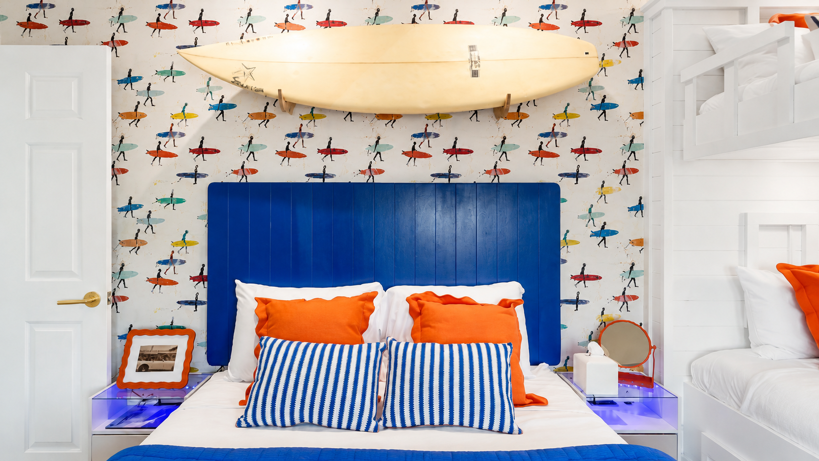 The Sunrise Surf Shop themed bedroom has some of the best views! Enjoy a 43" TV and bunk bed reading lights and personal charging stations.
