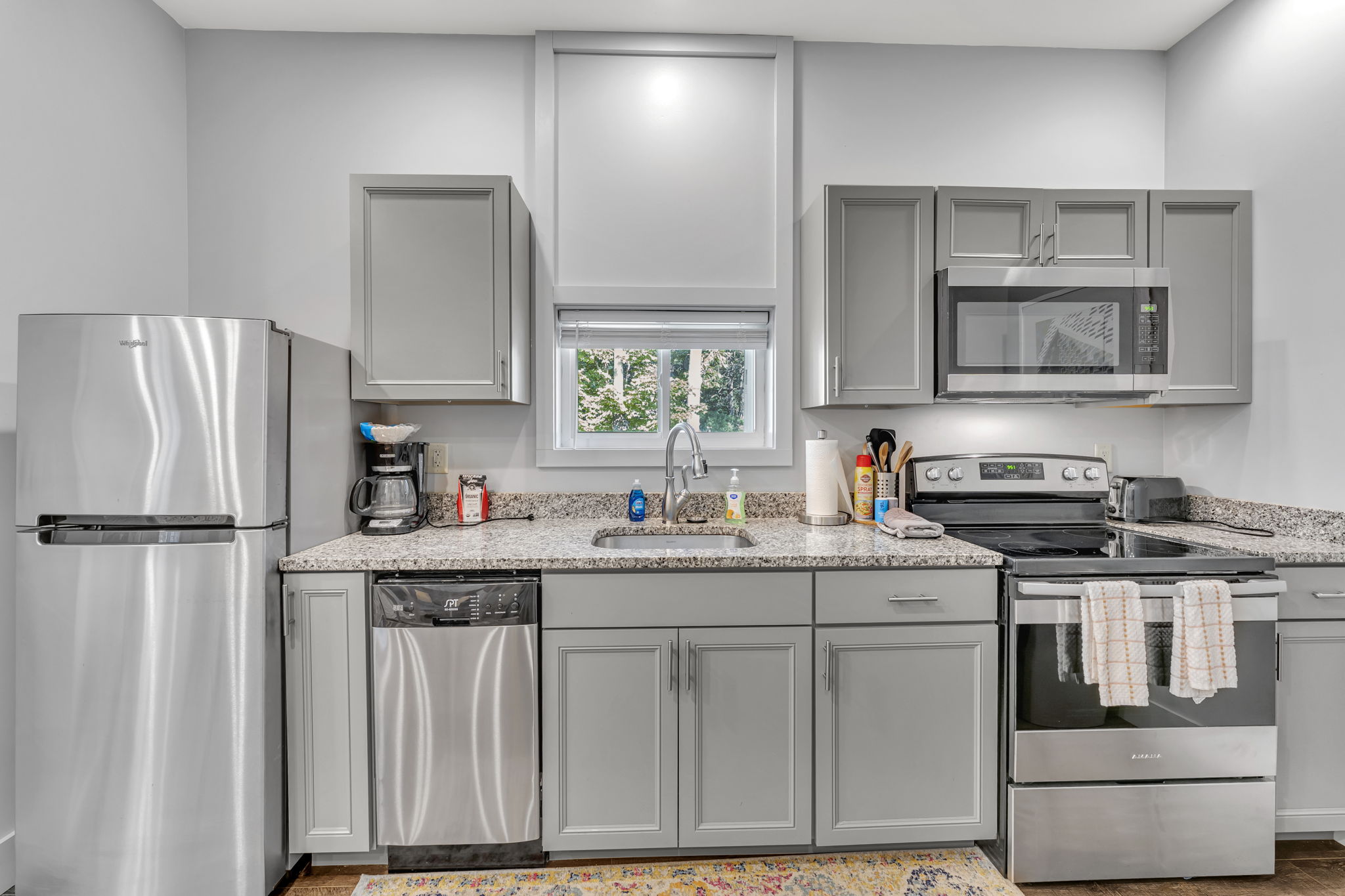 Studio - Kitchen