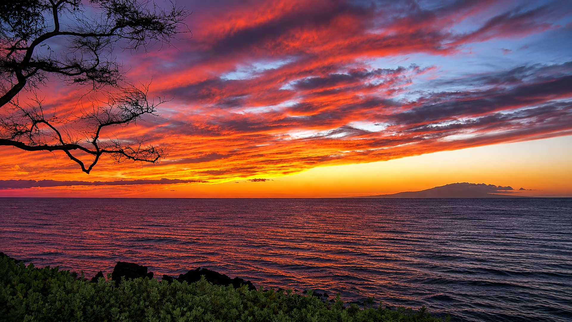Sunset at Kamaole Beach, which is next to Charley Young Beach, a 10 minute walk.