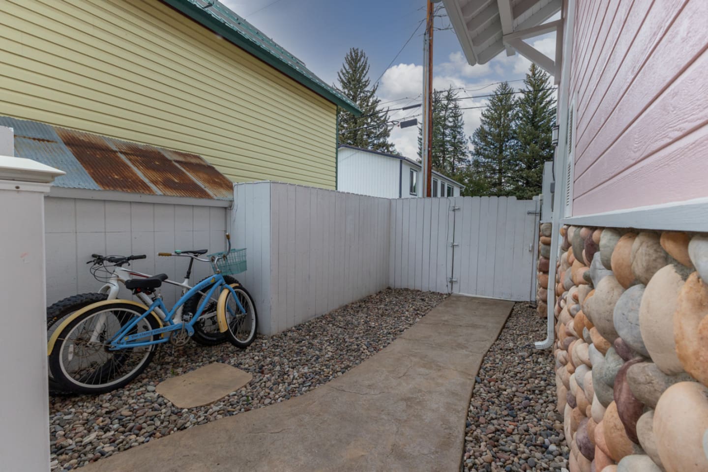 Private Walkway 