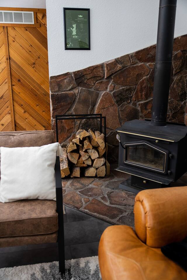 Wood Burning Fireplace (Firewood Included)