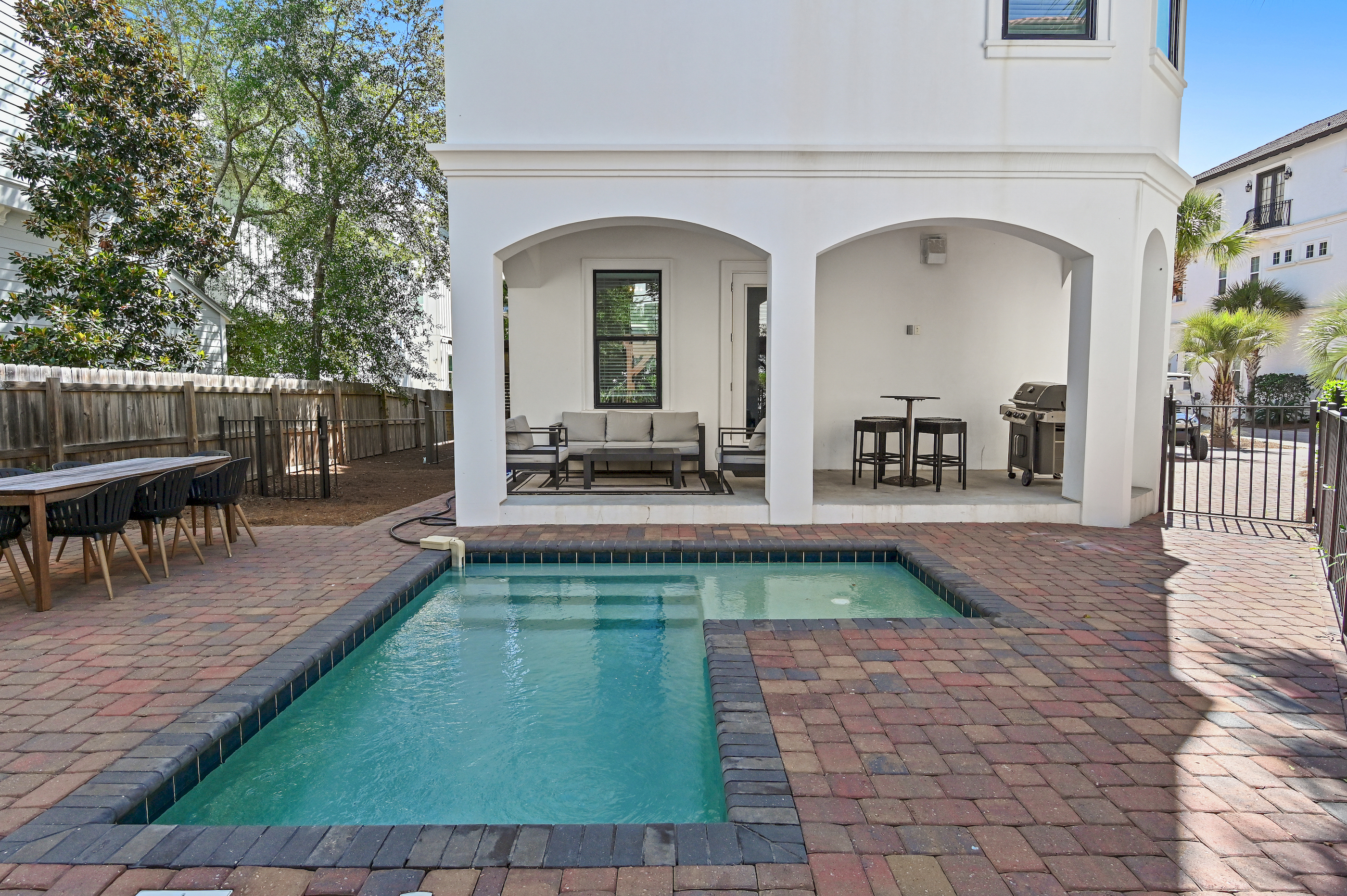A Perfect Place to Relax, Swim & Unwind