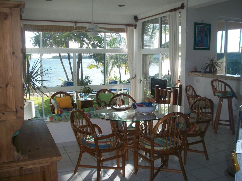 Private Beachfront w/ Lanai-Pool-Tropical Gardens! 5