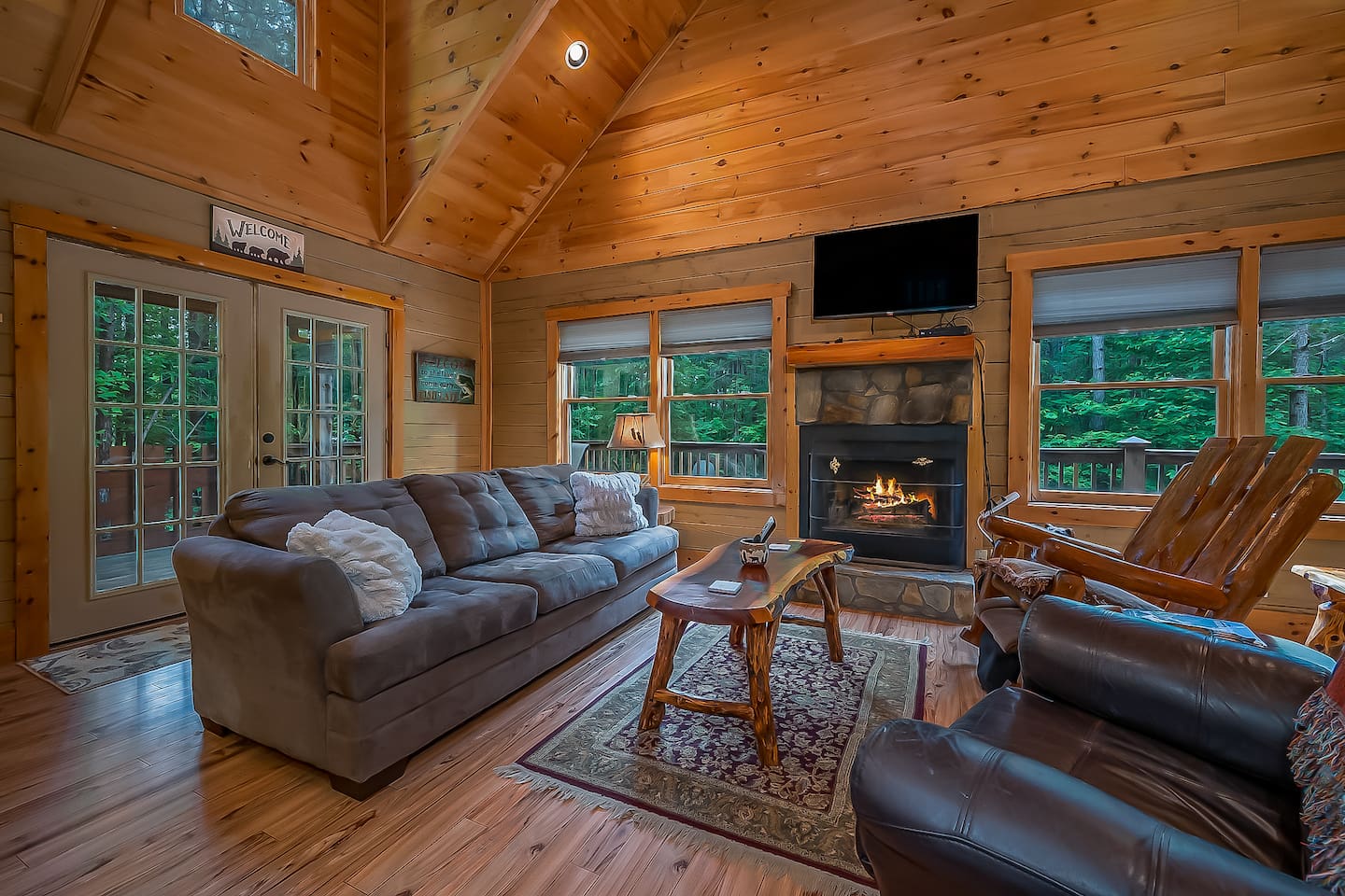Large open living room/kitchen