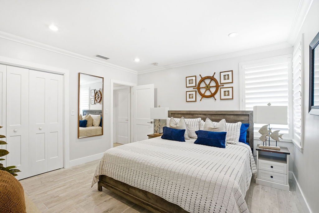 The Boathouse room features a smart TV, ensuite bathroom and in room washer and dryers