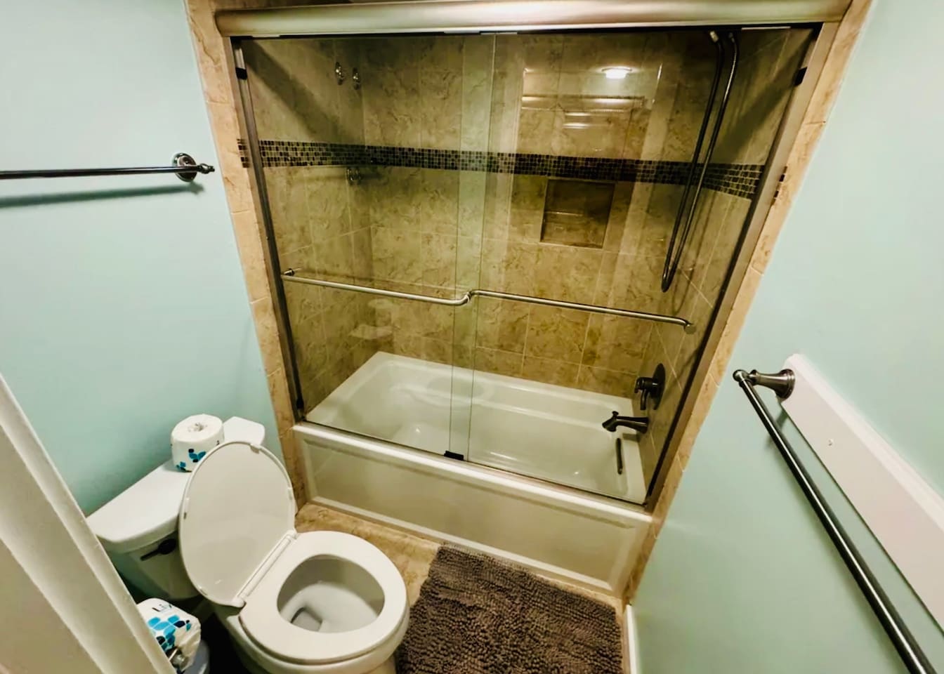 Tub and shower
