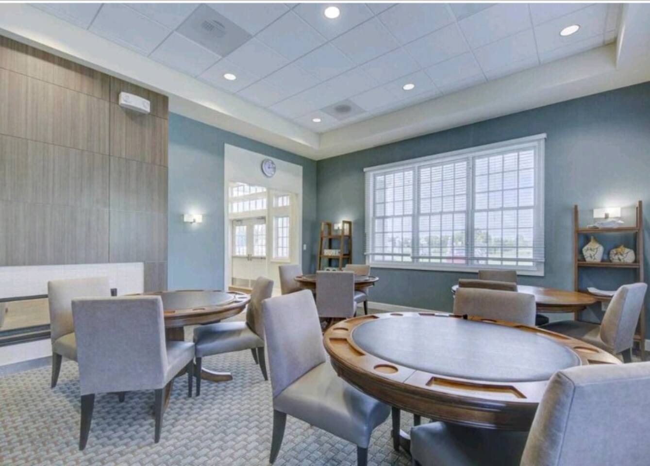Meeting room: Flooded with natural light and furnished with cozy chairs and tables, this welcoming space is perfect for board games with the family or plotting your next seaside adventure.