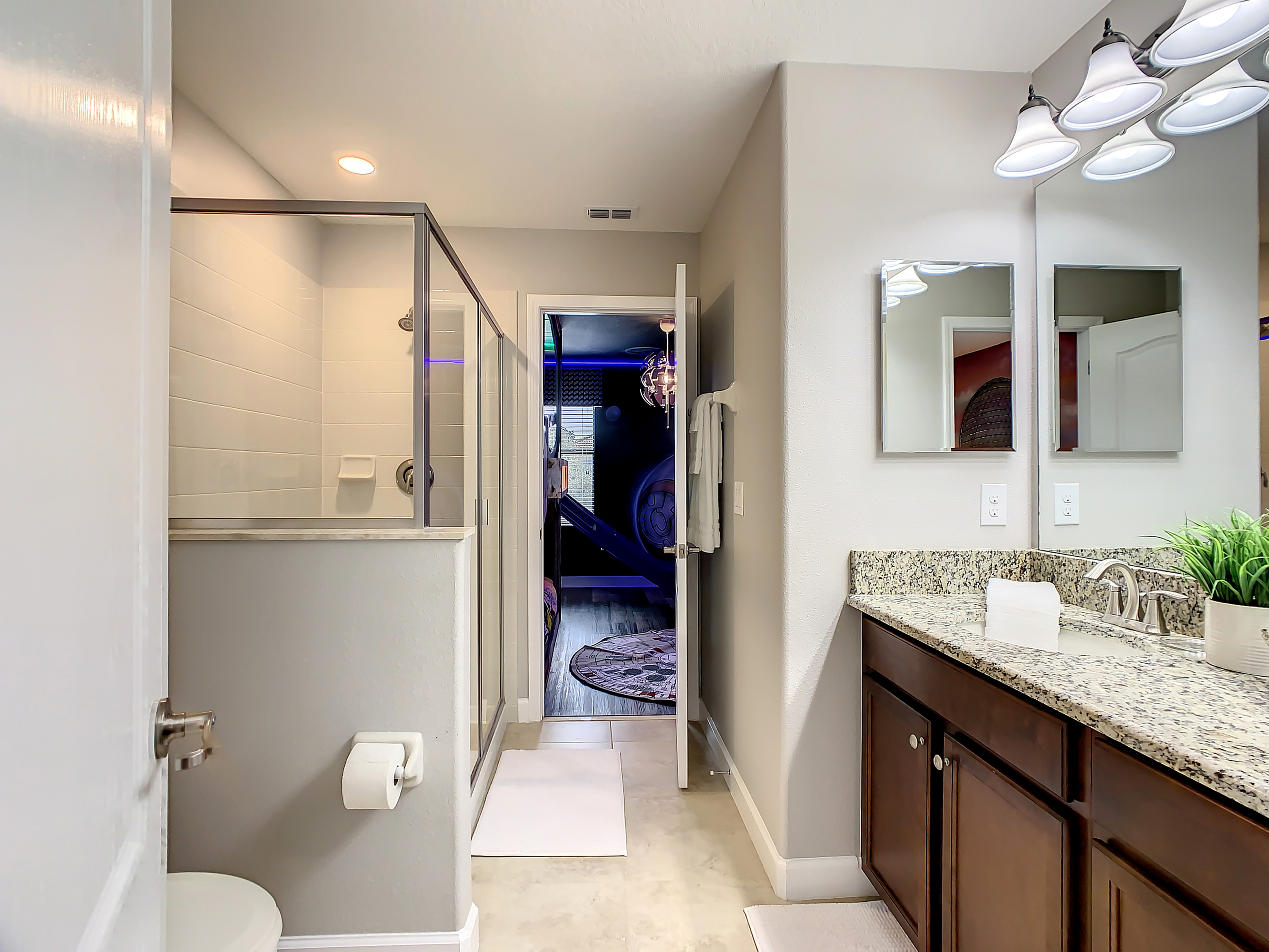 Bathroom Between Bedrooms 5 & 6