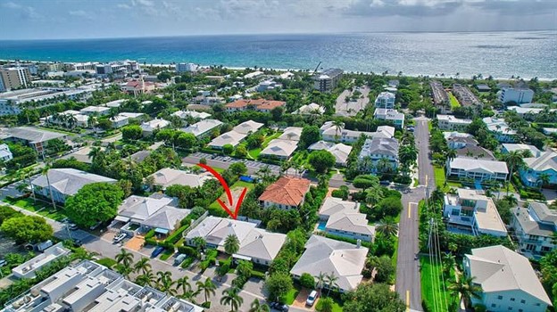 3 blocks to the beach, 2.5 blocks to Atlantic Avenue