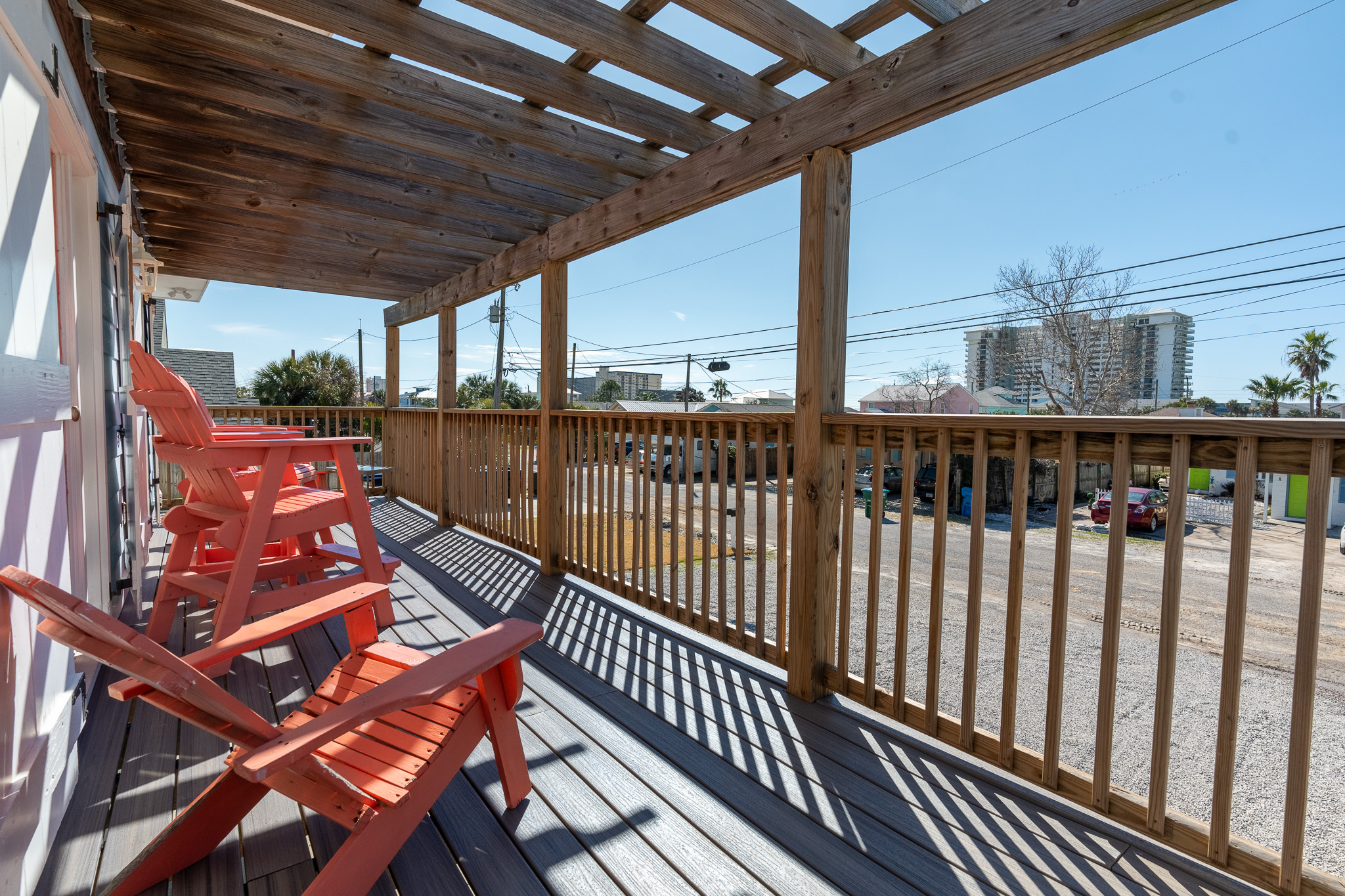 Sunrise deck for your coffee or amazing sunset views