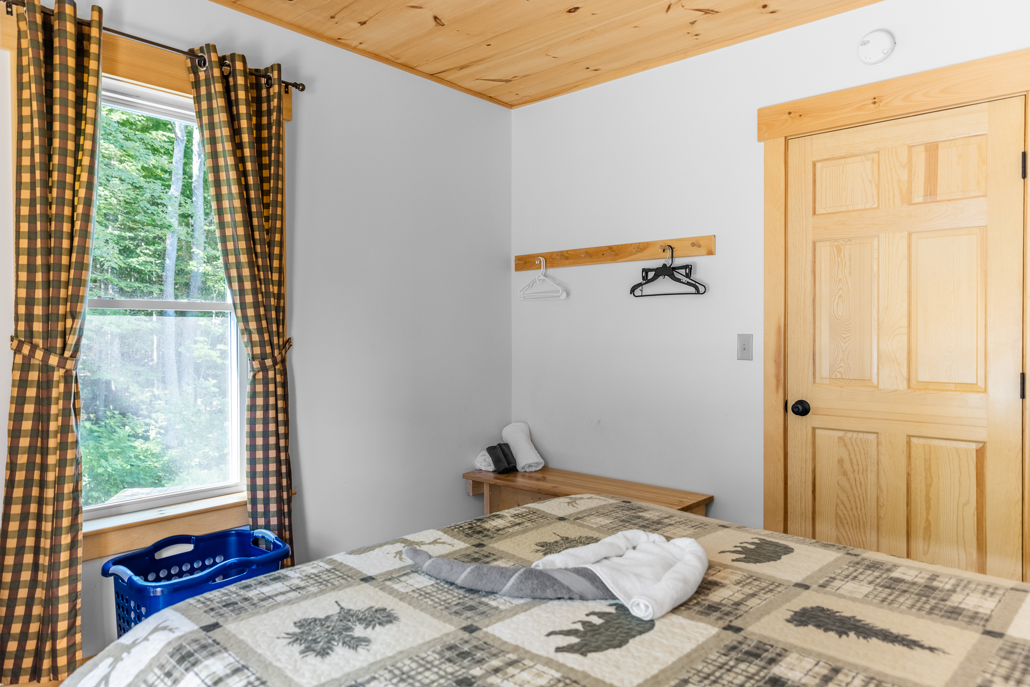 Downstairs bedroom with Queen bed