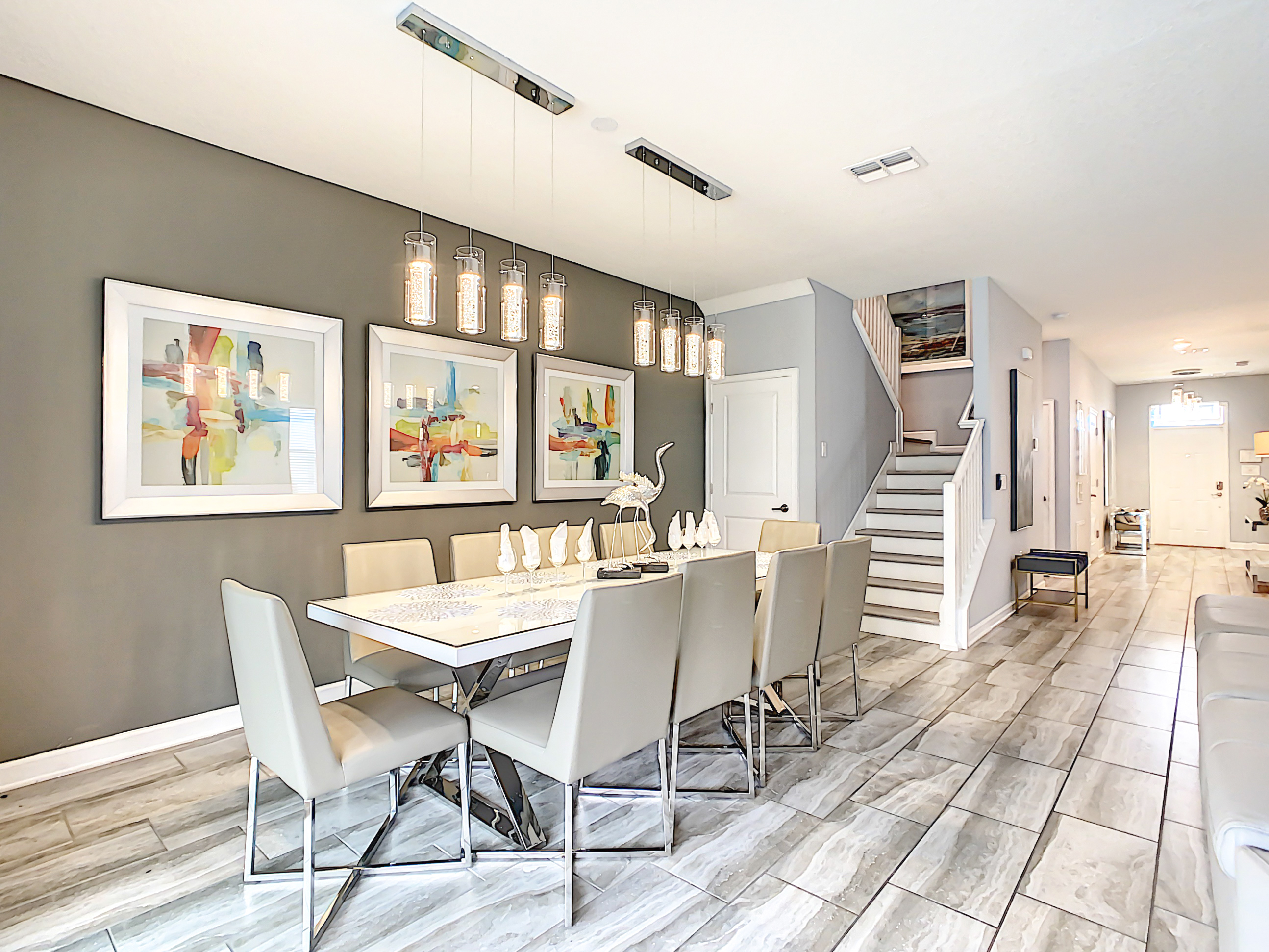 Dining Room (seating for 10)