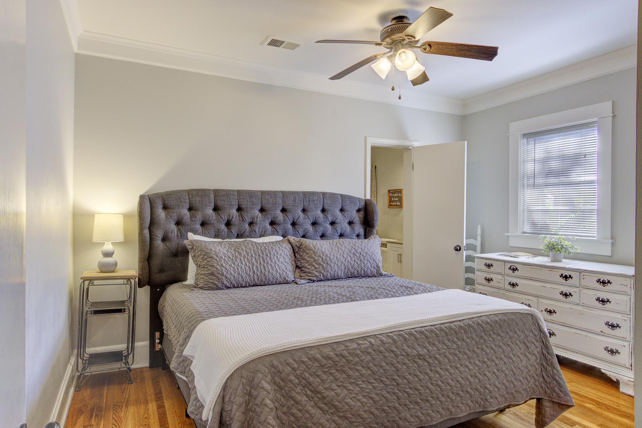 Bedroom #1: King Bed, TV, Jack-and-Jill bathroom shared with Bedroom #2
