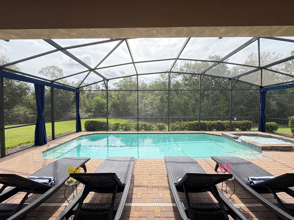 Gorgeous SE-facing pool & spa abuts conservation land w/privacy curtains!