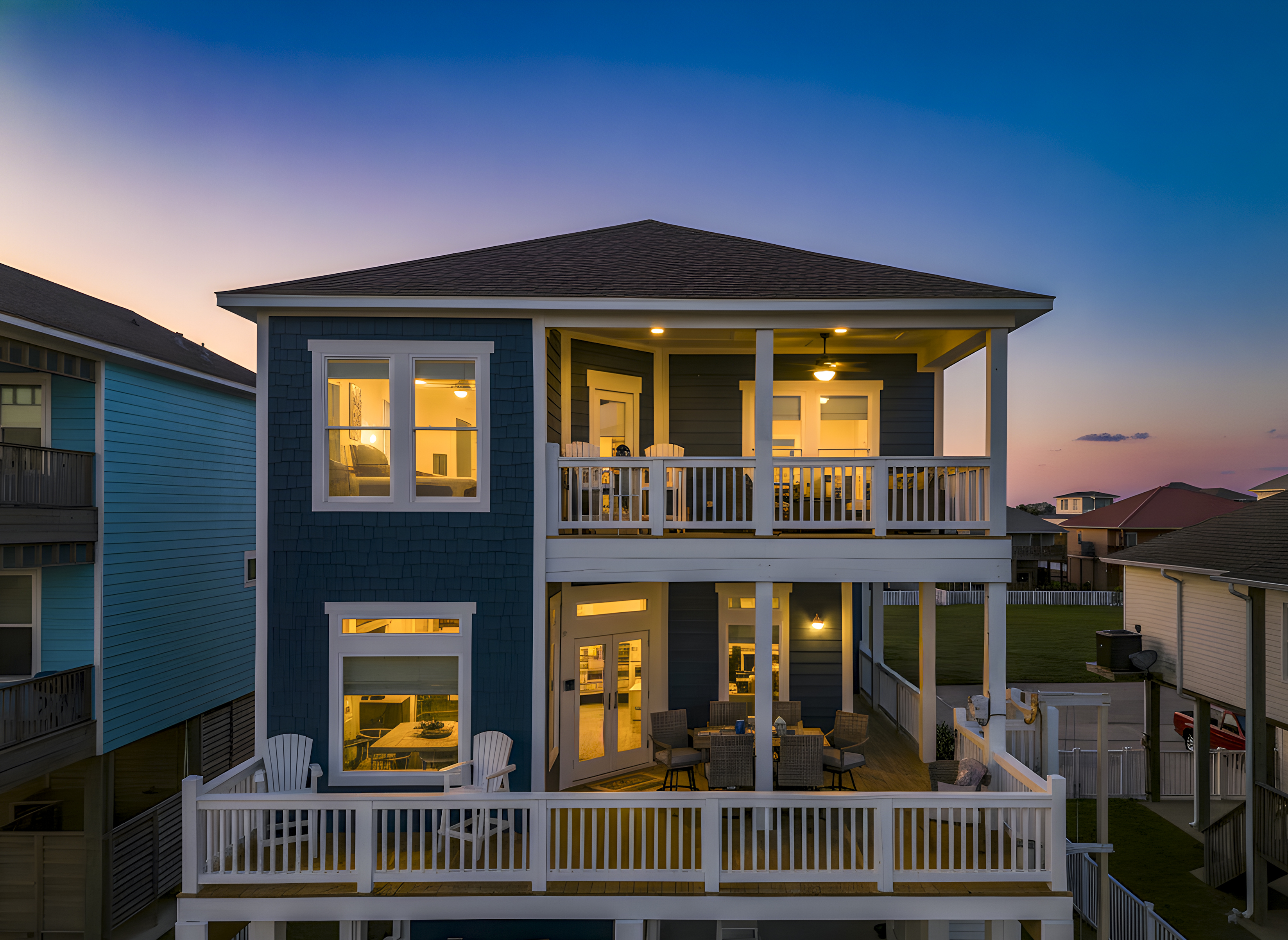 Enjoy beautiful ocean views from both patios, equipped with comfortable furniture.