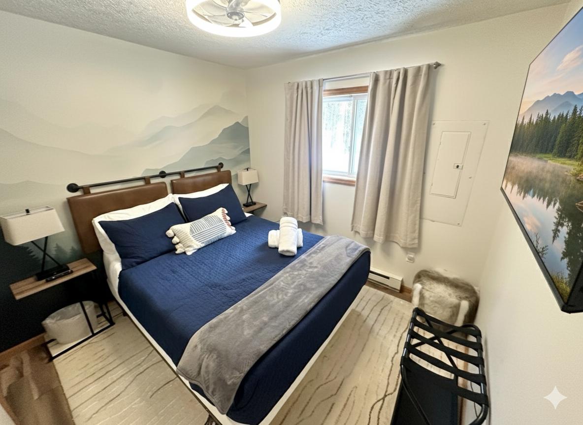 Time to escape! Treat yourself to a much needed break in our comfy room with the dreamy queen-size memory foam mattress. And the bladeless fan with integrated lighting is the perfect addition for an oh-so cozy night in.