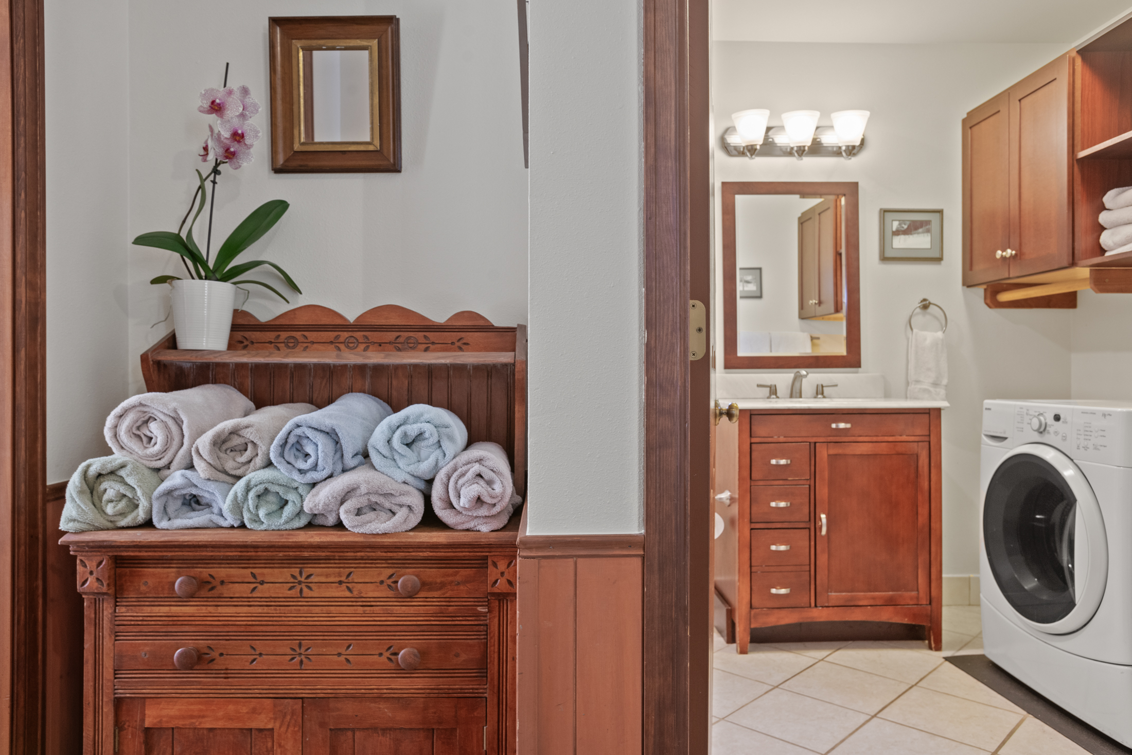 Ground Level - Hot Tub Towels, Washer, and Dryer
