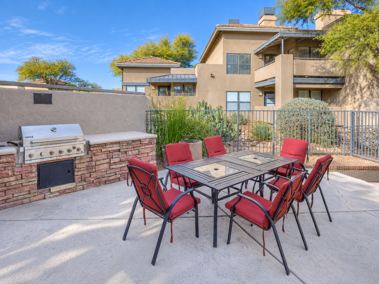 Community Patio and Grill