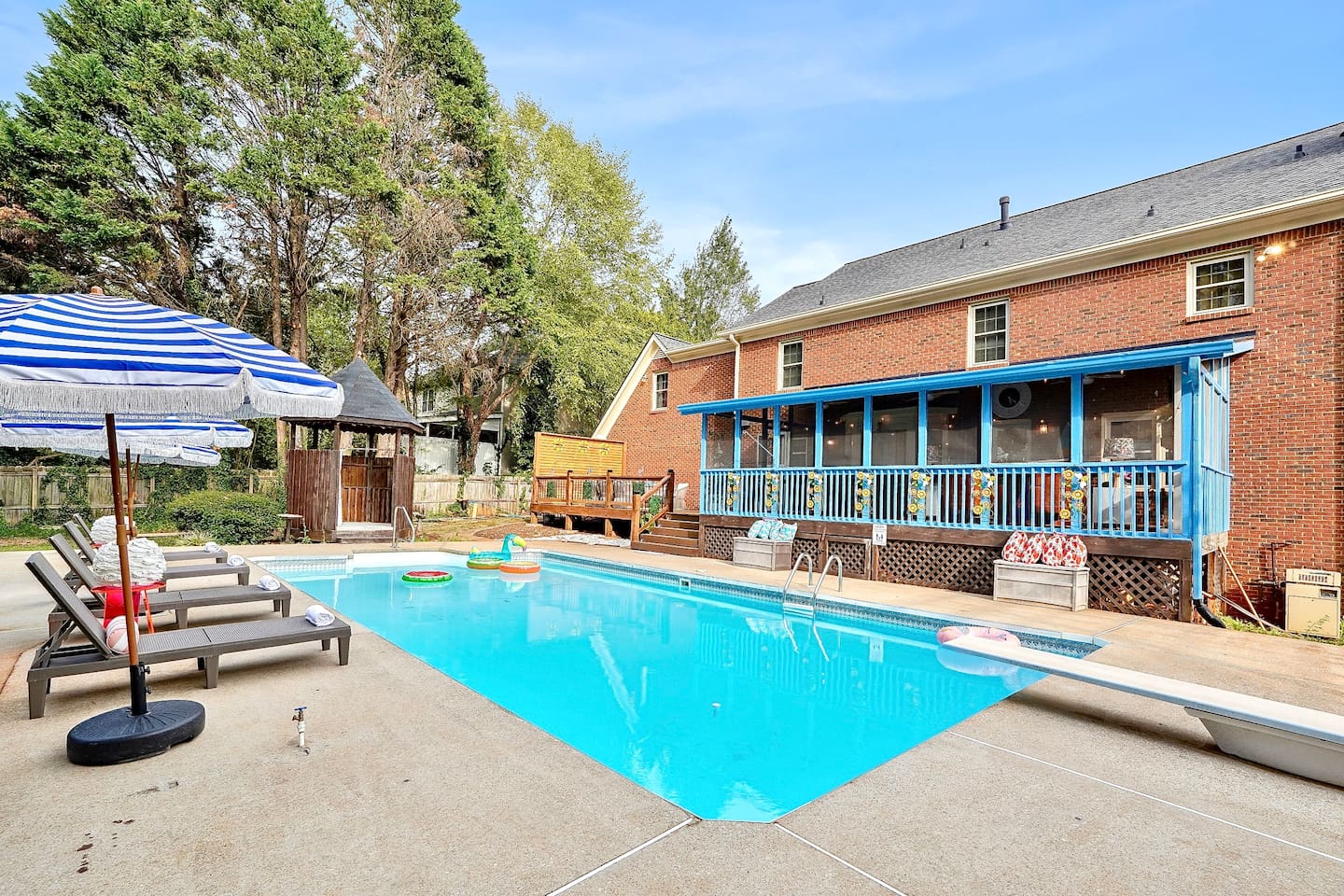 Pool