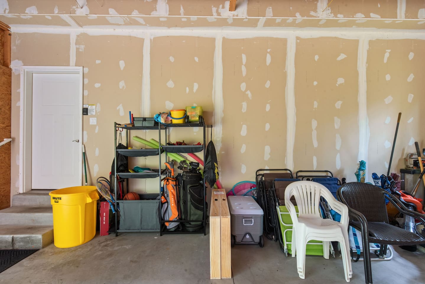 Use the sports equipment to enjoy your stay. There is a basketball, volleyball, soccer ball, football, pickleball rackets, tennis rackets, golf clubs and balls, baseball gloves and balls, tossing games, cornhole, and sand toys for the beach.