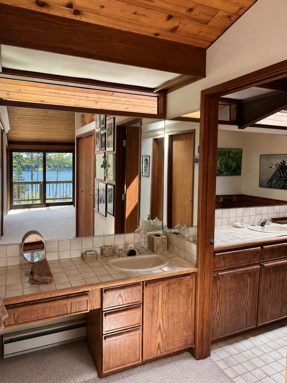 Master Vanity