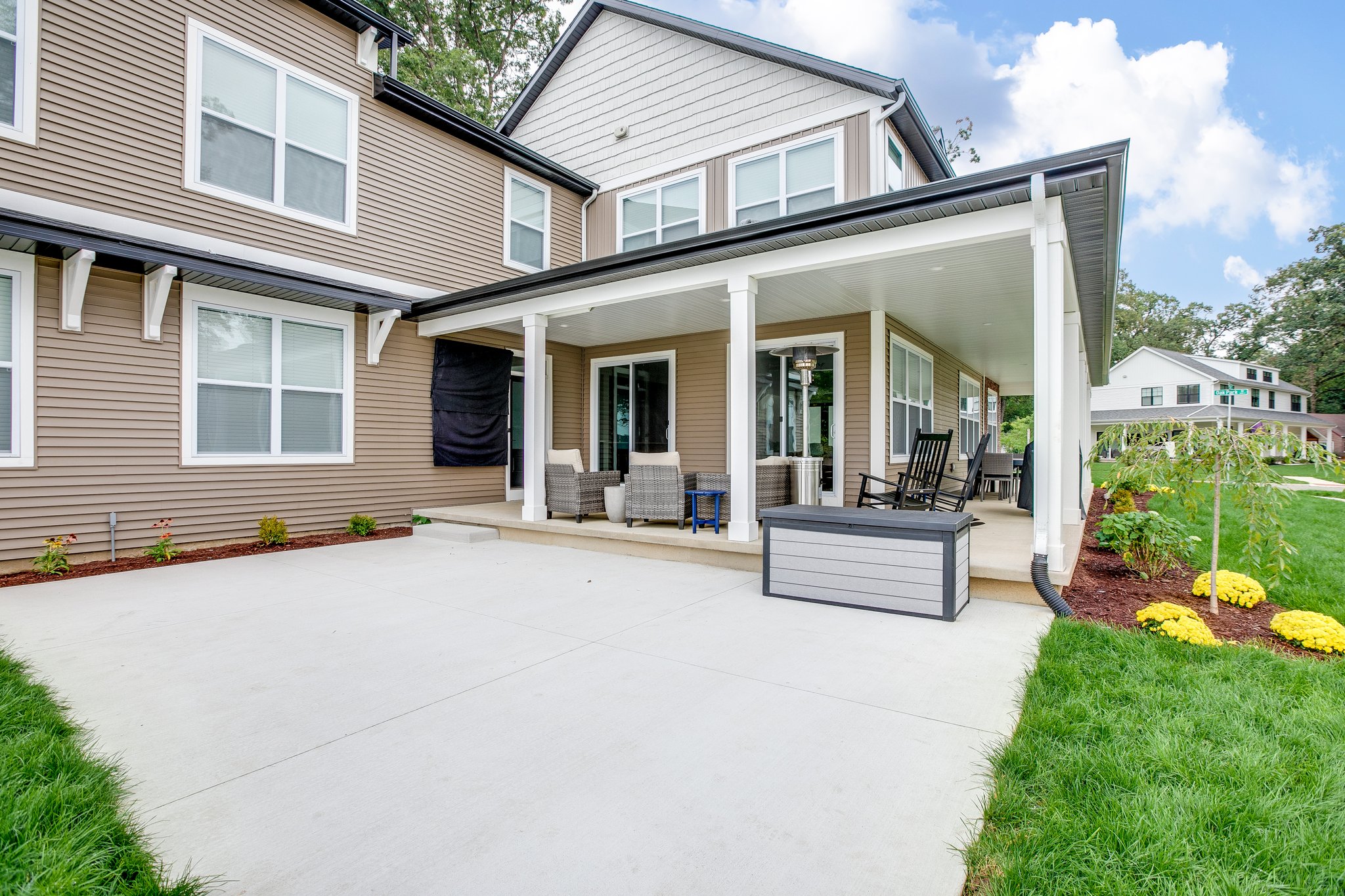 Outdoor Patio with Two TV's and Heaters