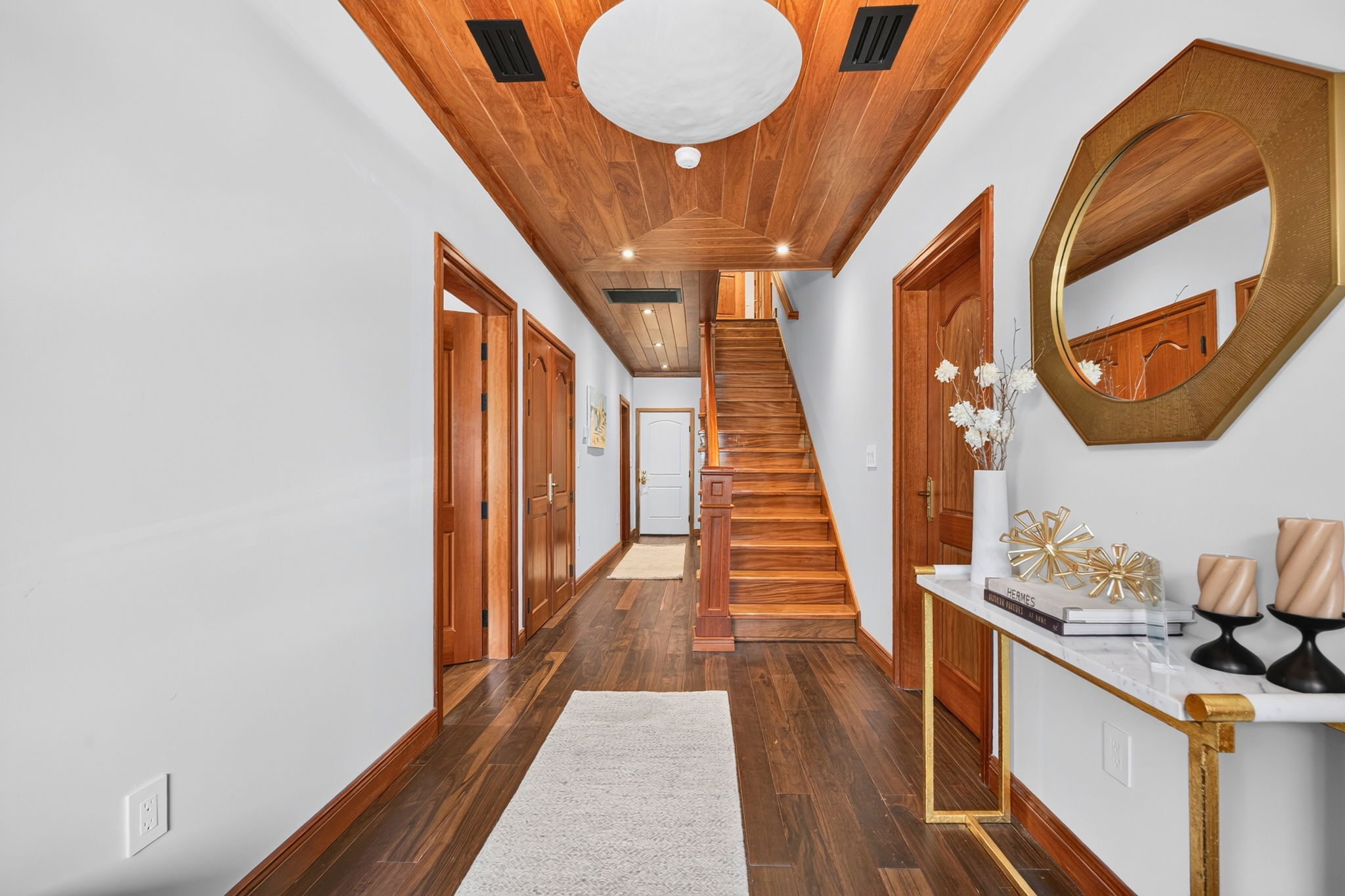 Entryway | Rosewood Retreat | 2605 Palm Blvd, Isle of Palms, SC | IOP Escapes