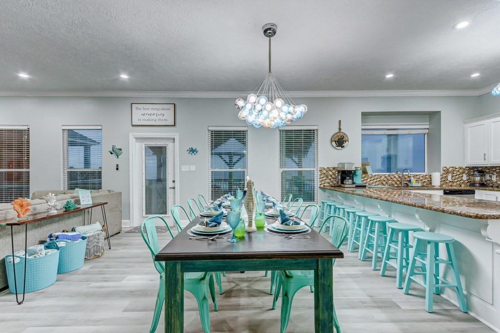 57ef759858eb49e9926925d003798677 | Beachhouse | Texas | TX | Vacation Homes | Galveston | Crystal Beach | Kokomo | Breezy Days | Beachfront Elegance | Sunrise Serenity | Southern Sands Property Management, LLC