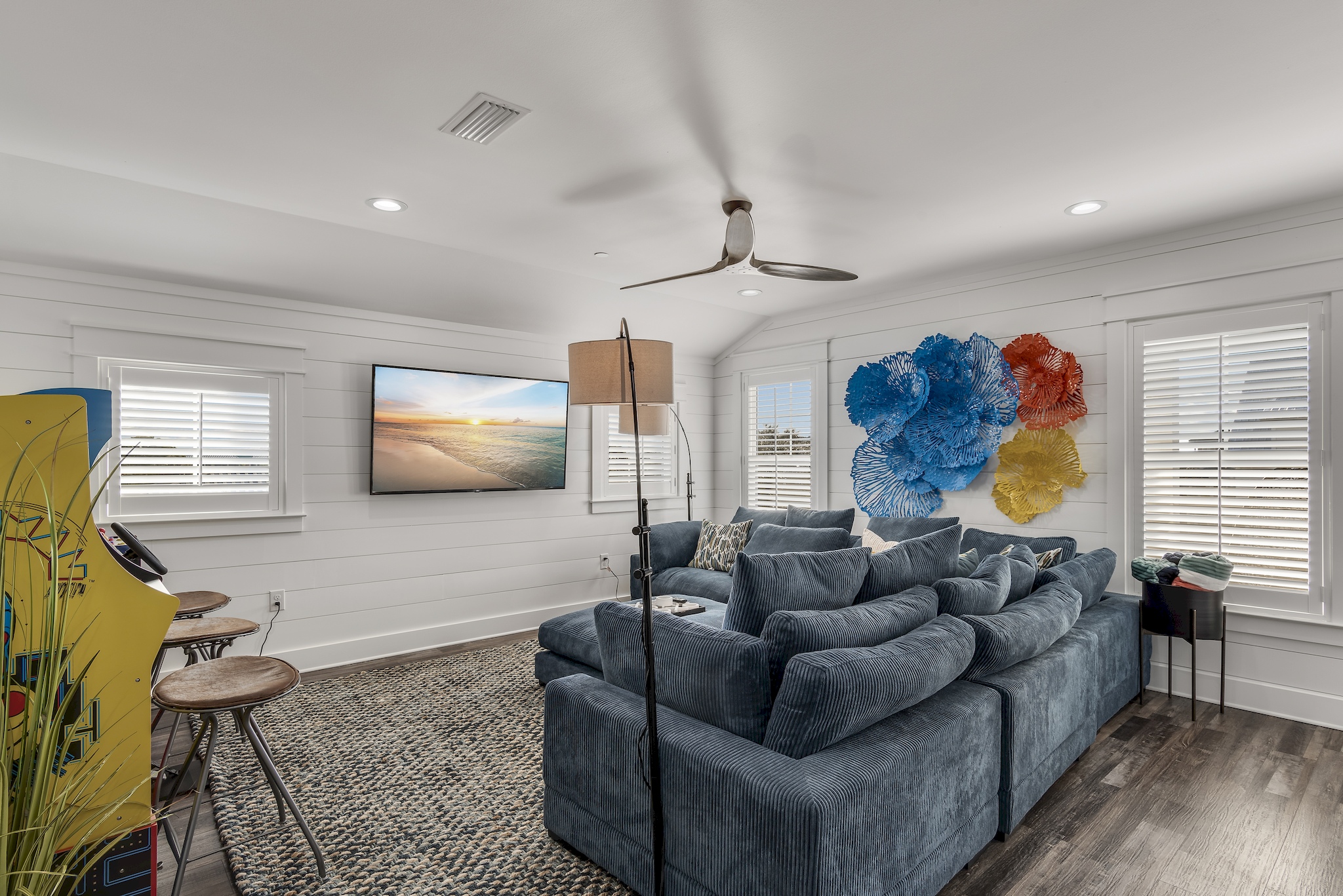 Game Station & Living Room (third floor)